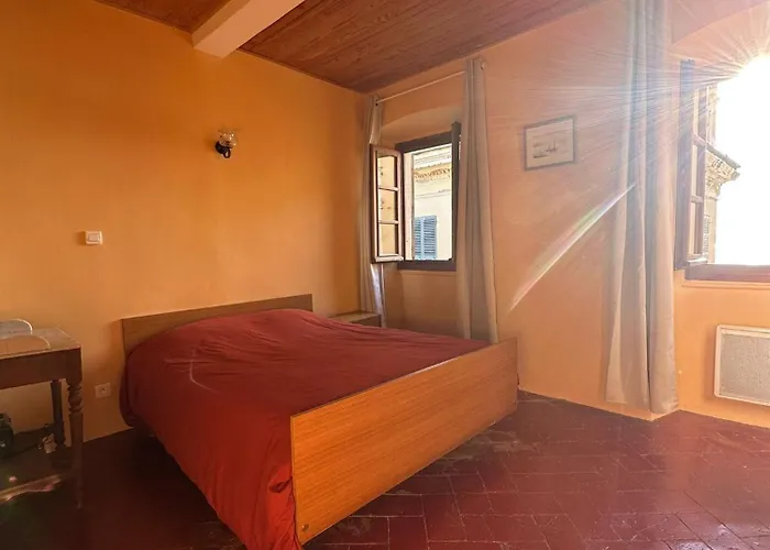 T3 Au Coeur De La Vieille LʼÎle-Rousse