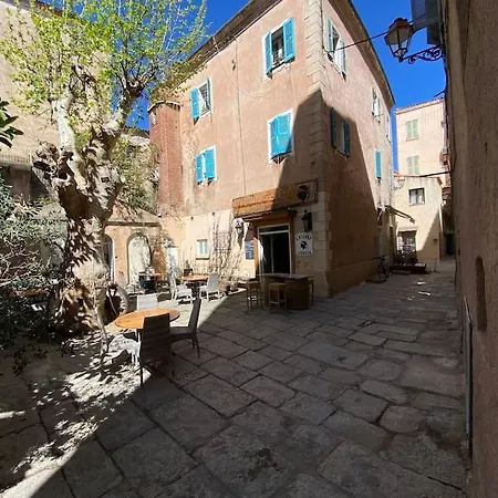Apartment T3 Au Coeur De La Vieille L'Ile-Rousse (Corsica)